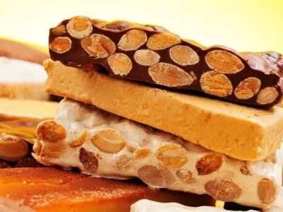 Rekord Guinnessa na Teneryfie: 1160 metrów turronu!