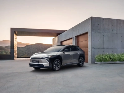 Nowa Toyota bZ4X już w sprzedaży. Ceny od 165 900 zł