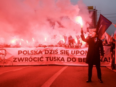 Mentzen nie wytrzymał: „Zwrócić Tuska do Berlina!”. Ostre hasło na Marszu Niepodległ…
