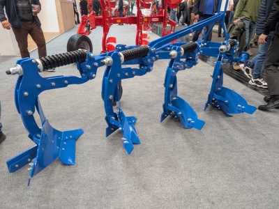 Pług do Ursusa C-360 na Agritechnice? Pewnie będzie dostępny w Polsce, a ile kosztuje?