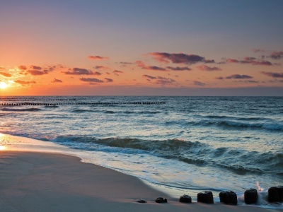 Niezwykłe zjawisko nad Bałtykiem. Zdjęcia z plaży wywołały zachwyt w sieci