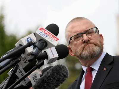 Grzegorz Braun wściekły na organizatorów Marszu Niepodległości. Poszło o wielką gaśnicę