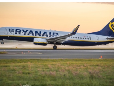 Ryanair rezygnuje z papierowych kart pokładowych. Od 12 listopada tylko cyfrowe
