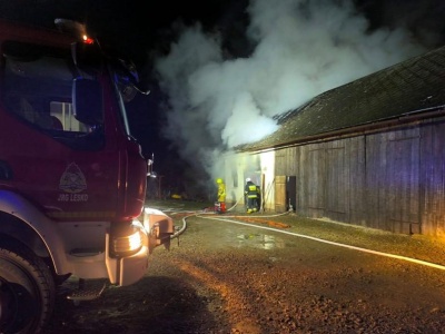 Nocny pożar stodoły w Nowosiółkach. Płomienie było widać z kilku kilometrów