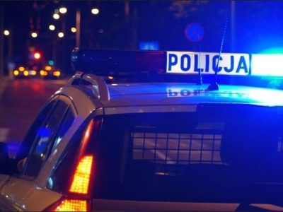 Młodzi kierowcy stracili prawo jazdy po nocnym wyścigu