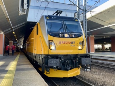 RegioJet: Od poniedziałku druga para pociągów Kraków – Warszawa