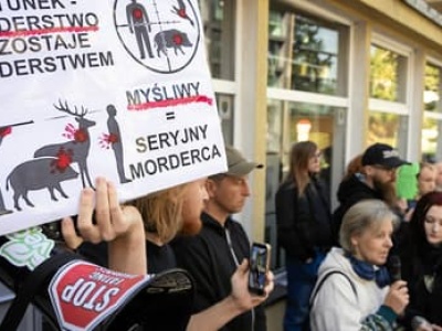 Dramat na polowaniu. Myśliwy śmiertelnie ranił kolegę