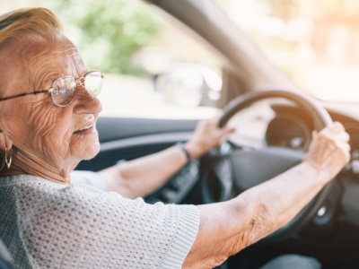 Nowe zasady ważności prawa jazdy i obowiązkowe badania dla seniorów. Nadciąga unijna rewolucja