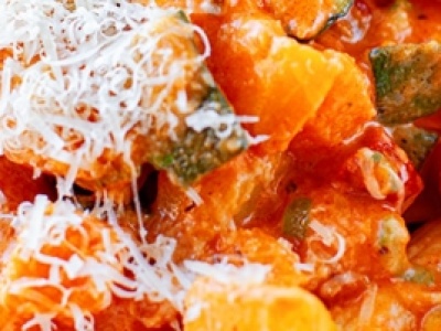 Wegetariański makaron z dynią