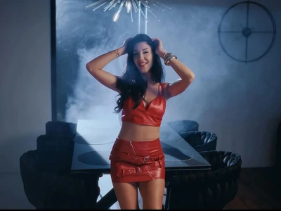 Sylwia Kossakowska z nowością do fałszywych osób pt. „Ona chciała”