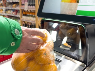Co 18. kasa w sklepie bez człowieka. Wzrost o 140 proc.
