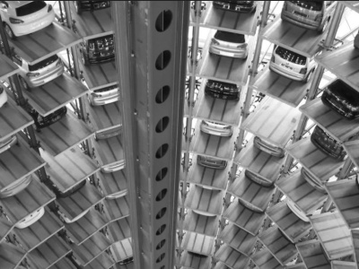 Firma z branży motoryzacyjnej wchodzi w zbrojeniówkę. 