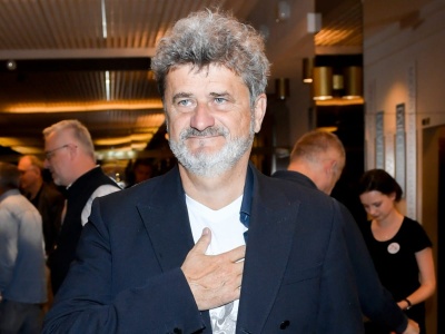 Palikot ani myśli iść do pracy. A ile wynoszą jego długi? Kwota powala!