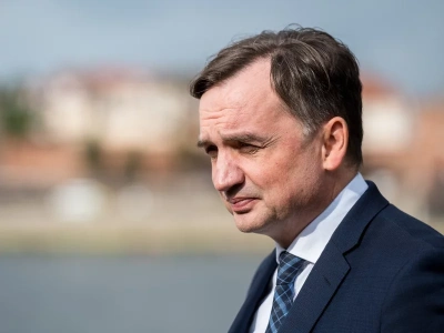 Spięcie dziennikarzy TVN24 i TV Republika. „Macie jakiś podsłuch na Ziobrę?”