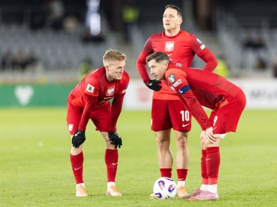 Robert Lewandowski mówi o reakcji Frenkiego de Jonga. 