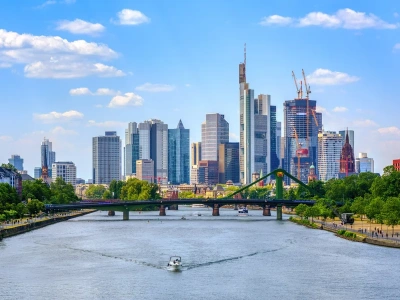 Oto europejski Nowy Jork. Z Polski dolecisz tam już w mniej niż 2 godziny