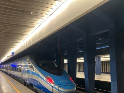 Warszawa: Pociągi wracają na Dworzec Centralny