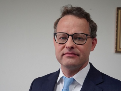 Neo-PK zablokowała paszporty posła Romanowskiego!