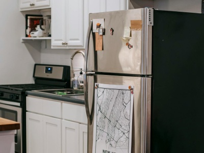 Włóż herbatę do lodówki i zobacz, co się stanie. Ten trik zasługuje na Nagrodę Nobla