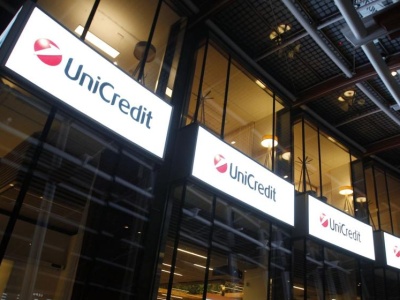 Wprowadzają ofertę bez “gwiazdek”. UniCredit rzuca rękawicę polskim bankom