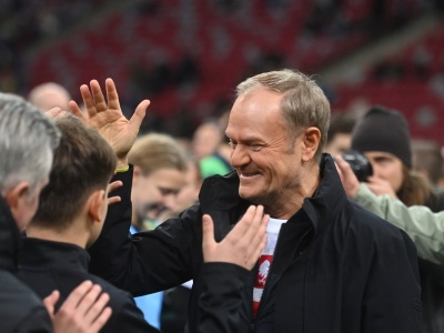 Tusk chwali program budowy orlików. 