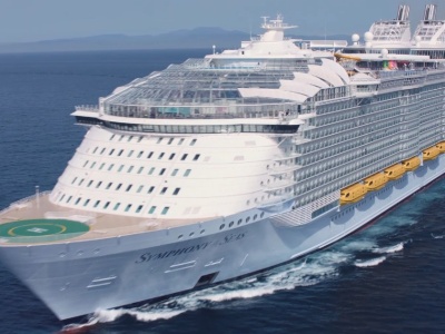 24 godziny, zero przerw i milion dolarów tygodniowo. Tak wygląda kulinarna machina na oceanie