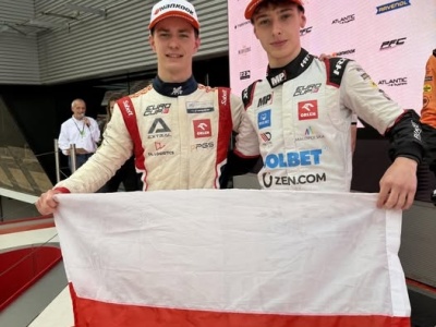 Kacper Sztuka wygrywa na Barcelona-Catalunya