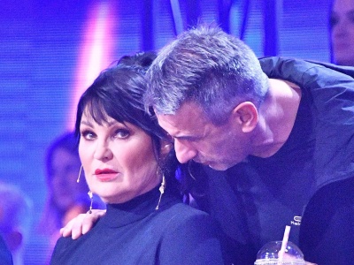 Pavlović nie wytrzymała po plotkach, że rozbiła pierwsze małżeństwo męża. 