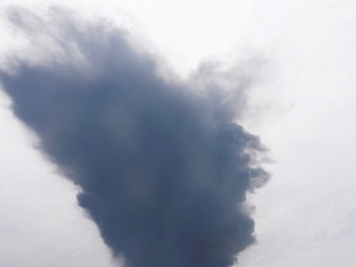 Erupcja wulkanu w Japonii. Słup dymu miał kilka tysięcy metrów