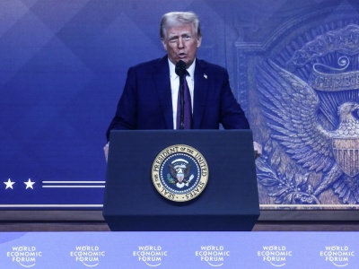 Rolex, kilogramowa sztabka złota i obietnice warte 200 mld dol. Kulisy wizyty Szwajcarów u Trumpa