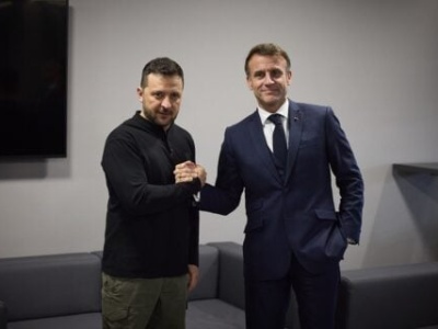 „Historyczne porozumienie z Francją”