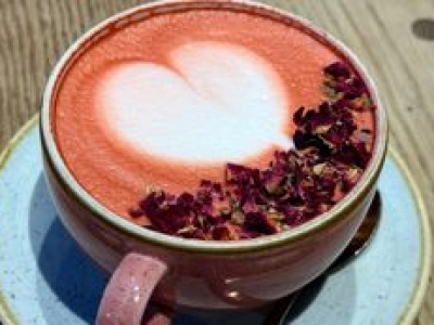 Dodaj do kawy. Przyjemnie rozgrzeje, a metabolizm ruszy z kopyta