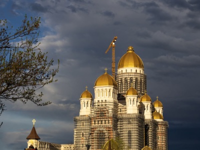 Największa cerkiew świata, która podzieliła europejski kraj. 