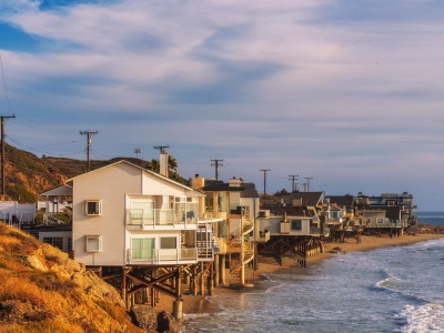 Ojciec próbował ratować 5-letnią córkę. Porwał go ocean