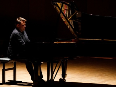 Trwa Konkurs Paderewskiego w Bydgoszczy. Polak przeszedł do półfinału