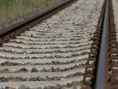 Premier ws. zniszczenia fragmentu torowiska: niewykluczone, że to akt dywersji