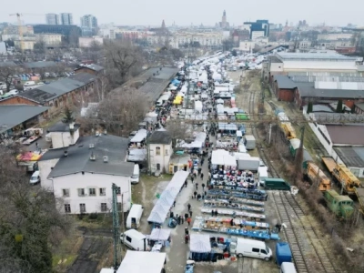 PKP: trwają rozmowy o zamknięciu targowiska na Dworcu Świebodzkim