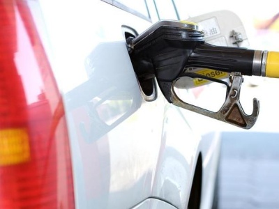 Seniorze, tańsze paliwo!