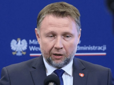 Morawiecki zarzucał służbom opieszałość. Kierwiński stanowczo zareagował