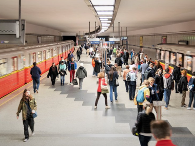 Koniec utrudnień w warszawskim transporcie. Wraca pełny ruch na M1