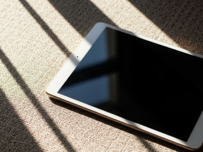 Polscy naukowcy na tropie ekranów przyszłości. Nowa moc ciekłych kryształów