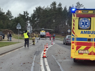 Potrąciła dwie 15-latki. Były na przejściu. Lądował śmigłowiec LPR