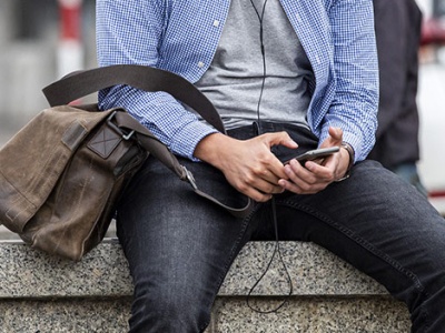 Blisko co drugi dorosÂły Polak ma zaufanie do badaĂą opinii spoÂłecznej. Przeciwnego zdania jest co trzecia osoba