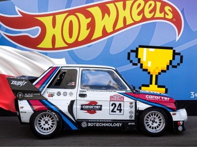 Polski Fiat 126p nowym Hot Wheelsem. Zmiażdżył konkurencję