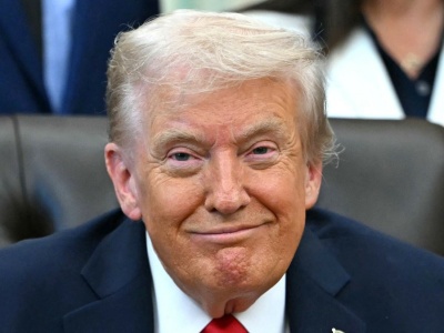 Szwajcarzy obdarowali Trumpa luksusowymi prezentami