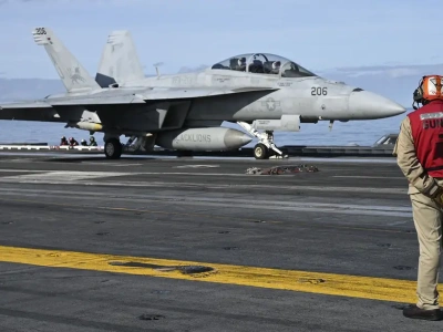 Lotniskowiec USA u brzegu Wenezueli. Co planuje Donald Trump?