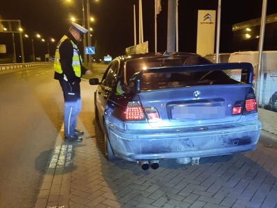 23 zatrzymane dowody rejestracyjne i ponad 30 kontroli podczas nocnej akcji „Stop-drift” w Lublinie
