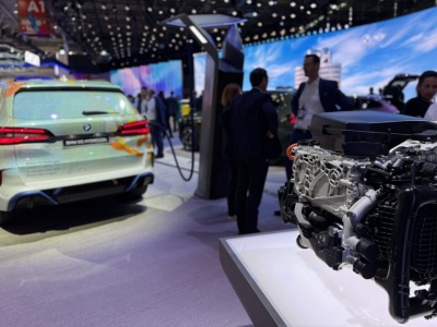 Niemcy niezbyt zadowoleni, że dołożą BMW 273 miliony euro z podatków. Na nowe BMW iX5 na wodór