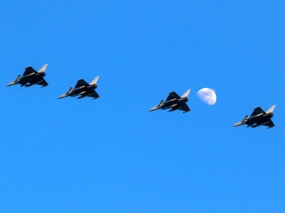 Zełenski podpisał umowę na 100 myśliwców Rafale