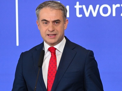 Absurdalne opowieści Gawkowskiego o uszkodzeniu torów!